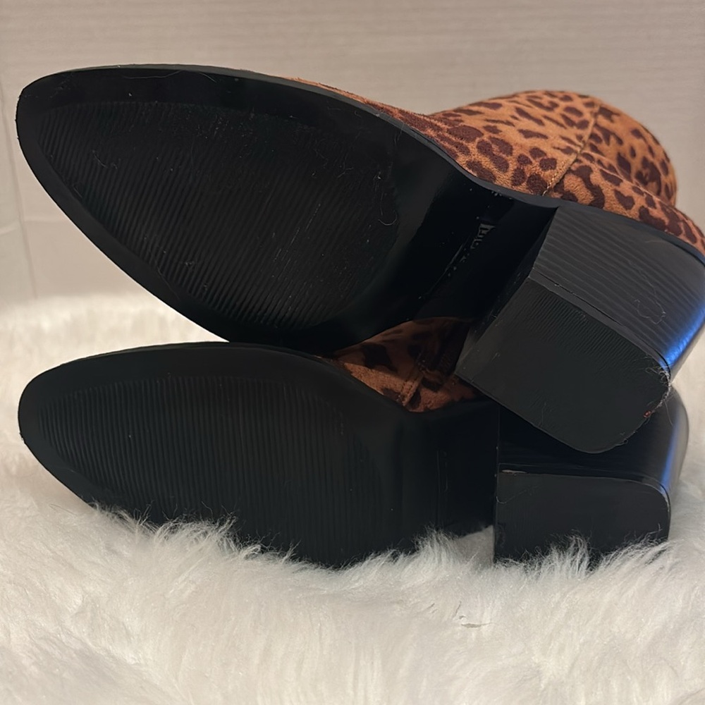 Leopard Print Ankle Boots - Picture 4 of 4